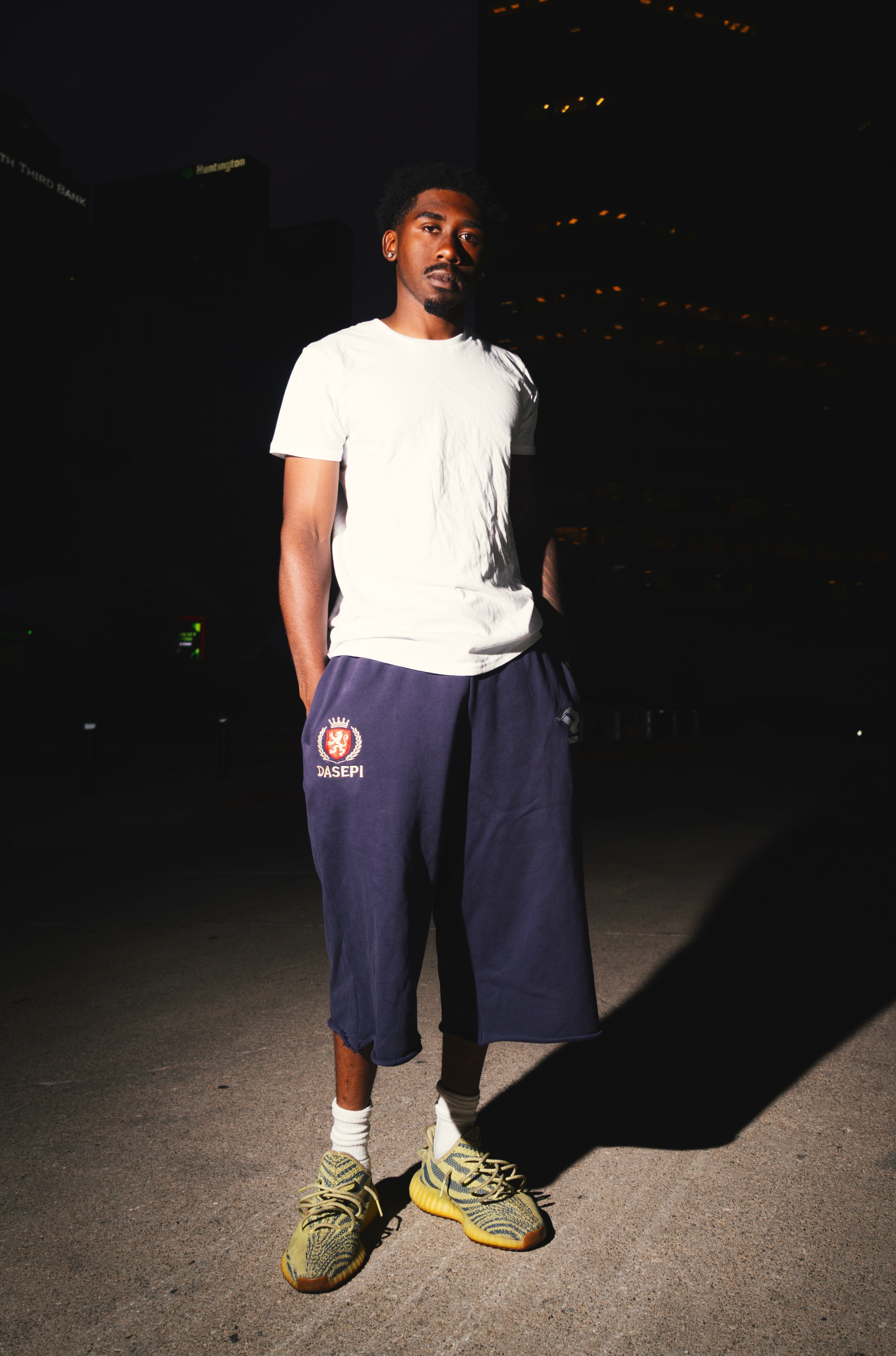 NAVY BLUE CROWN CLUB 3/4 SWEAT SHORTS