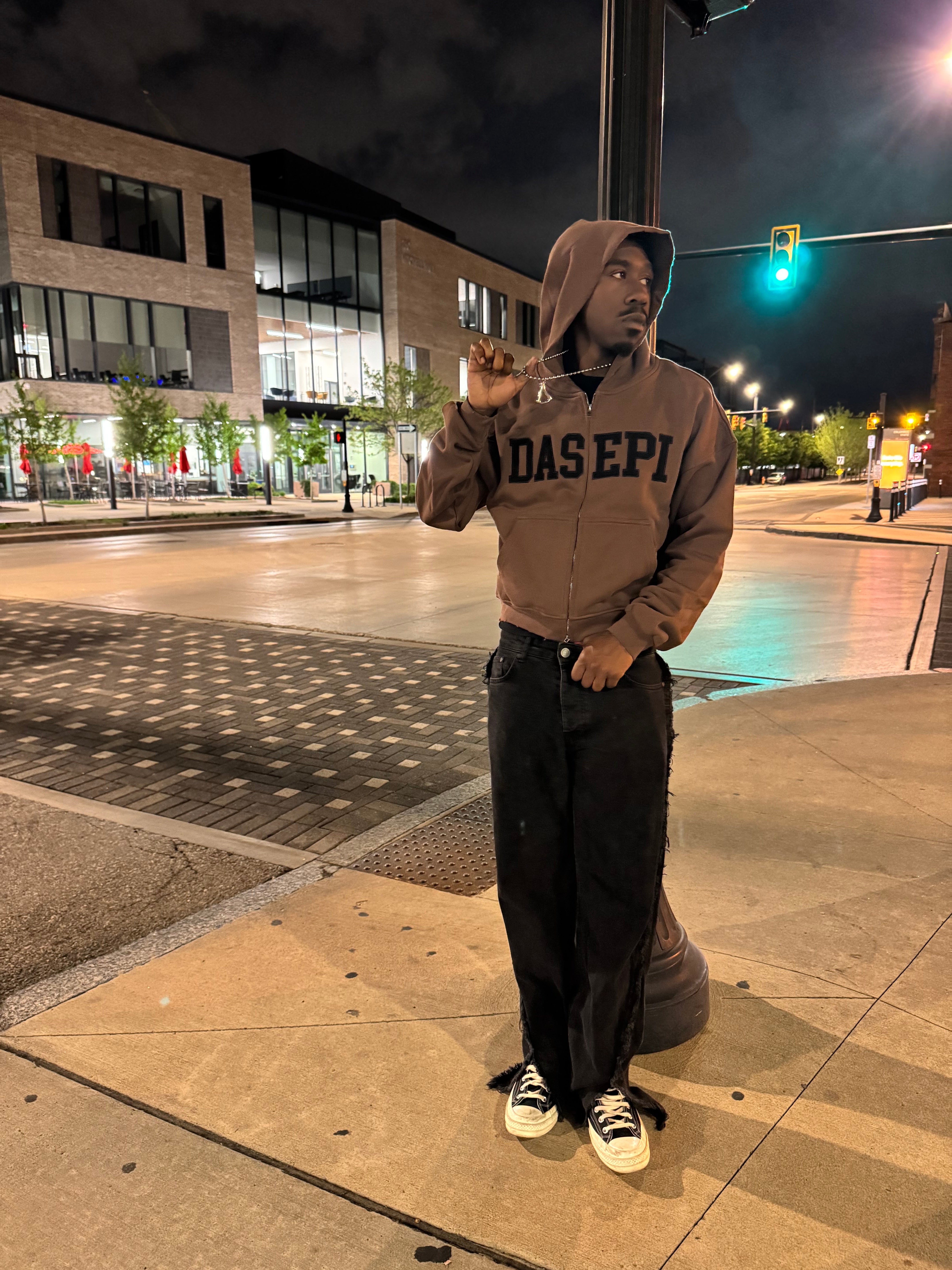 MOCHA VARSITY ZIP UP